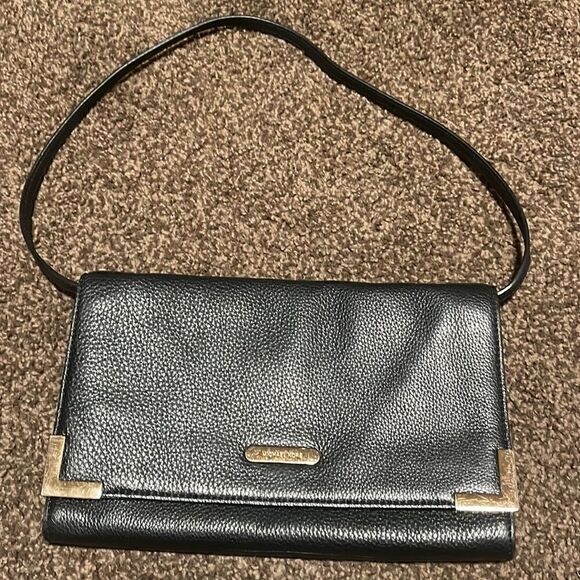MICHAEL Michael Kors-Black w/ Gold Hardware Oversized Clutch w/ removable straps - Picture 1 of 8